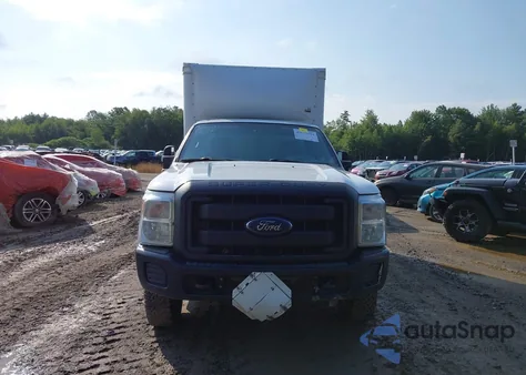 2013 Ford F-250 Xl z USA, uszkodzony, nr VIN 1FDBF2B69DEB64341